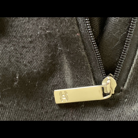 Authentic Chanel Bag - Picture 5 of 11